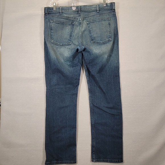 G George Jeans Mens Size 38 x 32 Athletic Distressed Denim Stretch Medium Wash - Picture 2 of 16